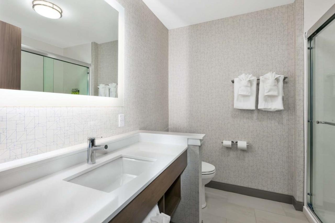 Holiday Inn Express & Suites - Grand Rapids Airport - South By Ihg Exteriér fotografie