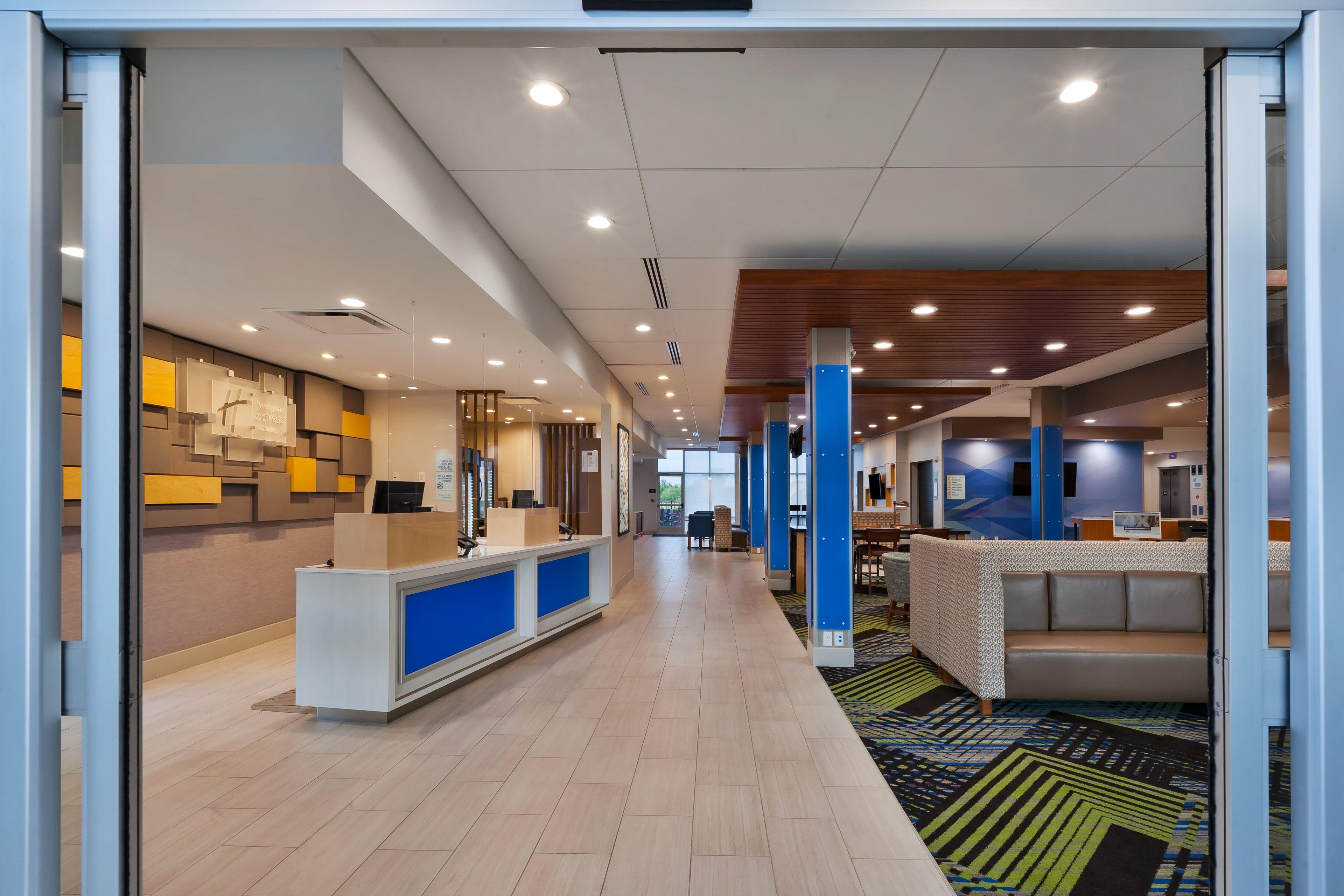 Holiday Inn Express & Suites - Grand Rapids Airport - South By Ihg Exteriér fotografie
